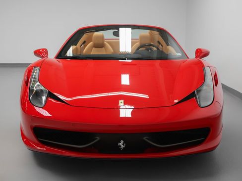 Certified 2013 Ferrari 458 Spider RWD image 16