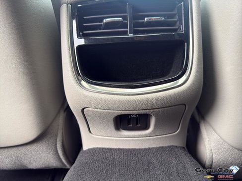 Used 2018 Cadillac CTS Luxury RWD image 13
