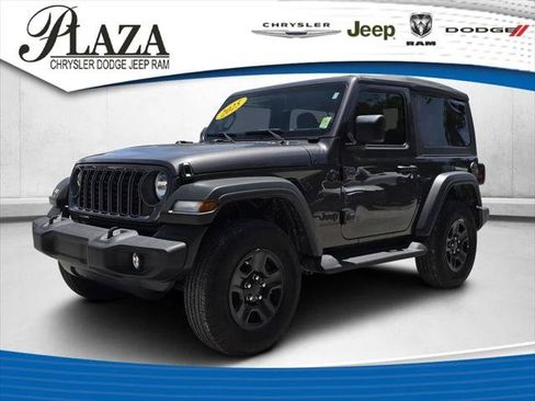 Certified 2025 Jeep Wrangler Sport AWD/4WD image 1