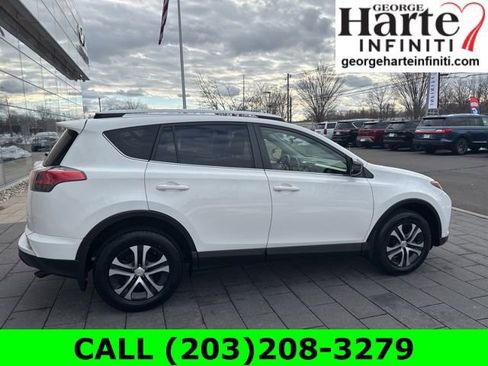 Used 2016 Toyota RAV4 LE image 8