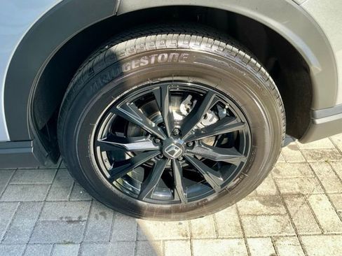 Certified 2025 Honda CR-V Sport image 13