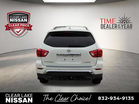Used 2020 Nissan Pathfinder Platinum FWD image 6