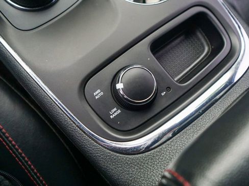 Used 2016 Dodge Durango R/T image 26