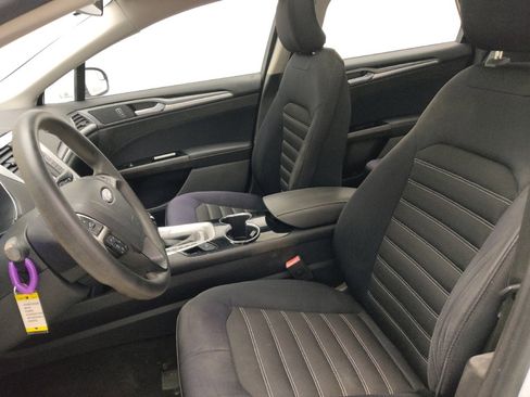 Used 2015 Ford Fusion SE image 17