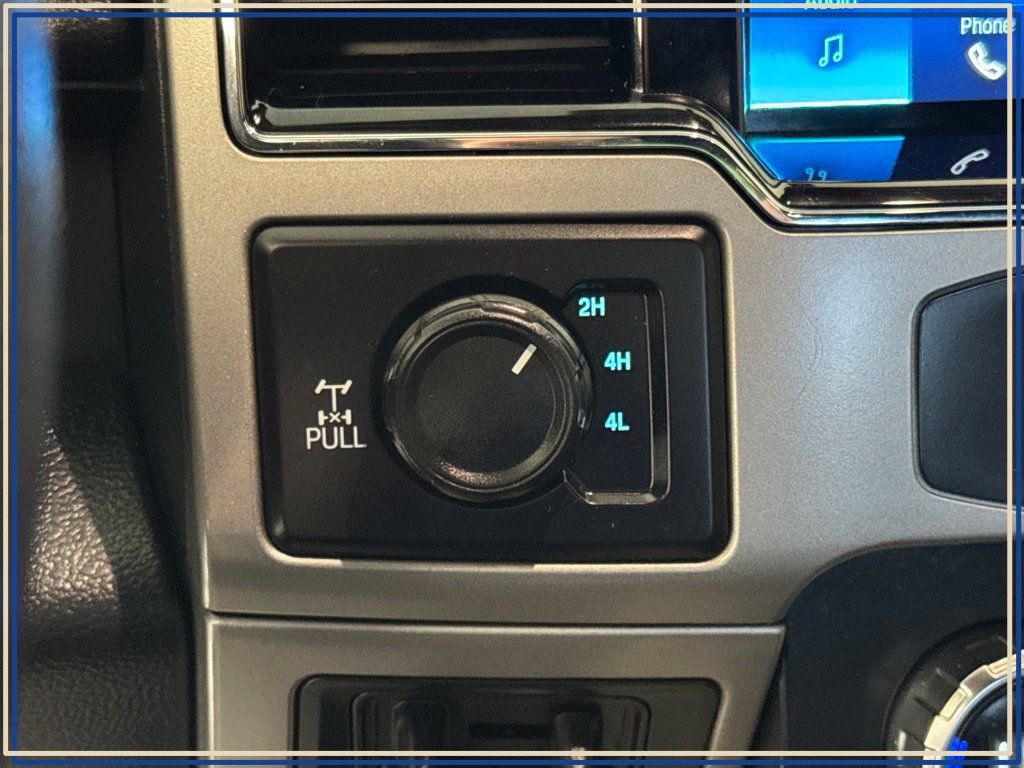 Used 2022 Ford F250 Lariat w/ Black Appearance Package AWD/4WD image 27