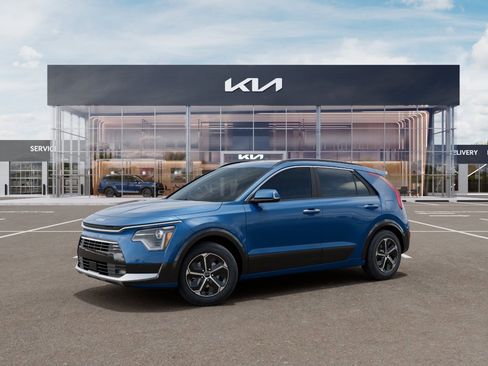 New 2026 Kia Niro FWD image 3