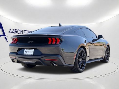 Used 2025 Ford Mustang GT w/ Mustang Nite Pony Package RWD image 4