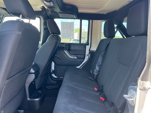 Used 2016 Jeep Wrangler Unlimited Sport w/ Max Tow Package AWD/4WD image 13