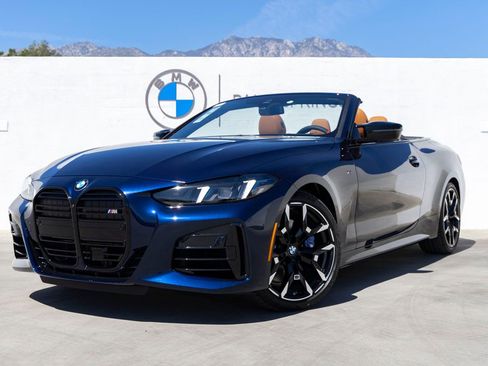 New 2026 BMW M440i Convertible w/ Premium Package RWD image 9
