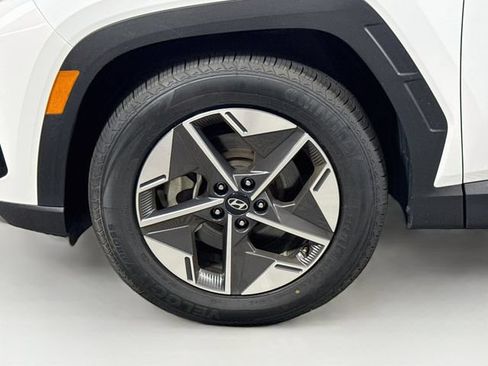 Certified 2025 Hyundai Tucson SEL FWD image 31