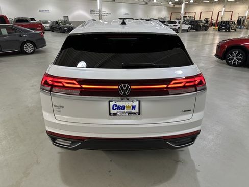 New 2026 Volkswagen Atlas Cross Sport SE AWD/4WD image 8
