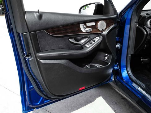 Used 2021 Mercedes-Benz GLC 300 image 45