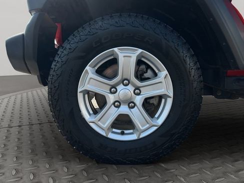 Used 2019 Jeep Wrangler Sport AWD/4WD image 27