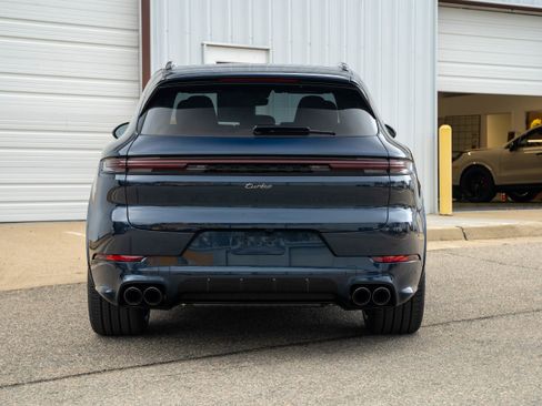 New 2026 Porsche Cayenne Turbo AWD/4WD image 6