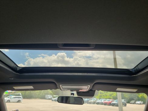 Used 2022 Honda Accord Sport image 11