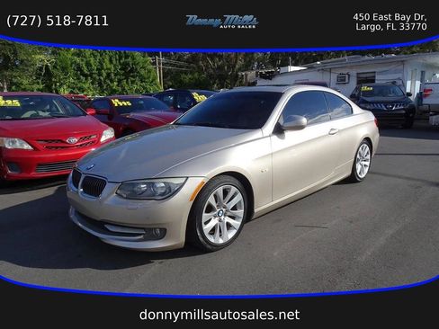 Used 2013 BMW 328i Coupe image 1