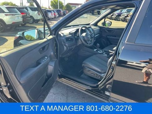 Used 2025 Subaru Forester Premium w/ Convenience Package #2 AWD/4WD image 11