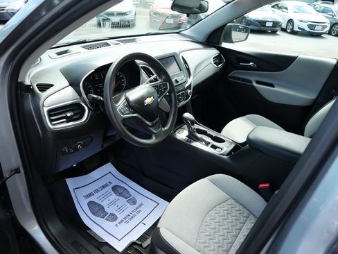 Used 2023 Chevrolet Equinox LS w/ LPO, Floor Liner Package AWD/4WD image 9