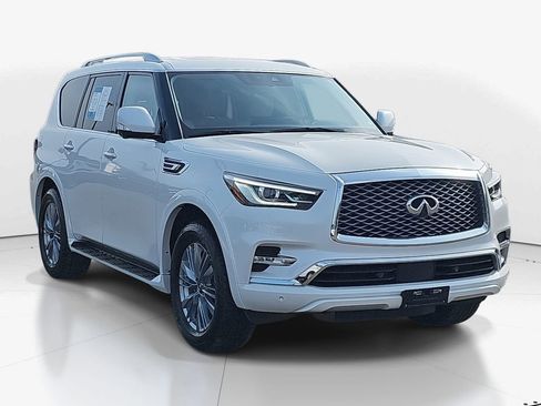Used 2024 INFINITI QX80 Luxe w/ Cargo Package image 2