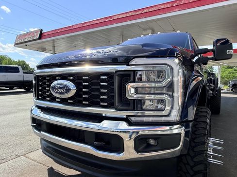 Used 2023 Ford F450 Lariat AWD/4WD image 15