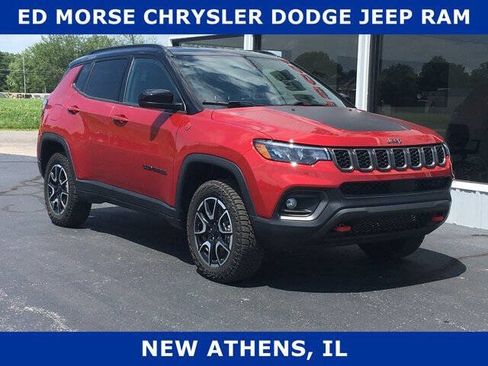 Used 2024 Jeep Compass Trailhawk AWD/4WD image 1