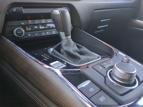 Used 2021 MAZDA CX-9 Signature image 22