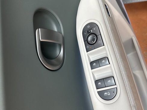 New 2026 Hyundai Ioniq 5 Limited image 23