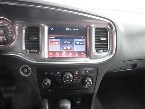 Used 2013 Dodge Charger R/T image 21