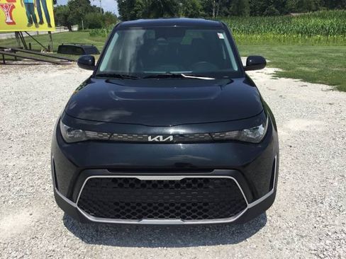 Used 2024 Kia Soul LX w/ Option Group 015 FWD image 8