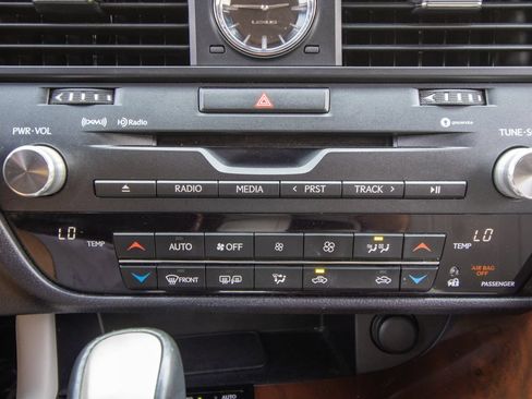 Used 2016 Lexus RX 350 FWD w/ Premium Package image 29
