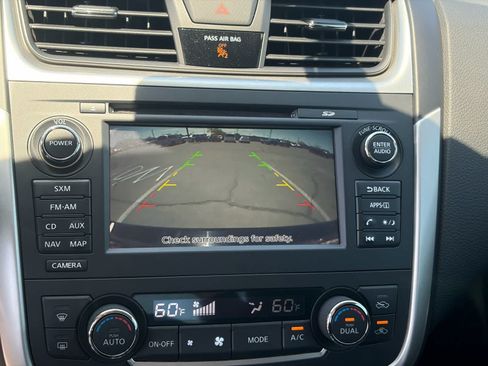 Certified 2016 Nissan Altima 2.5 SL w/ 2.5 Technology Package FWD image 19