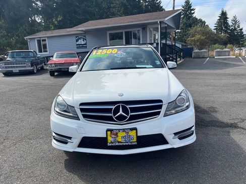 Used 2014 Mercedes-Benz C 250 Sedan image 25