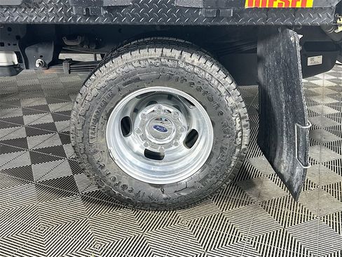 Used 2023 Ford F350 XL w/ XL Chrome Package image 31