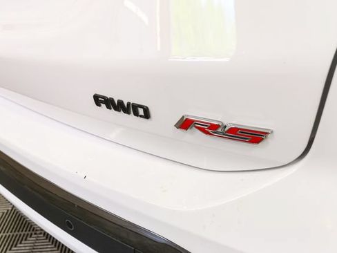 Used 2023 Chevrolet Equinox RS AWD/4WD image 10