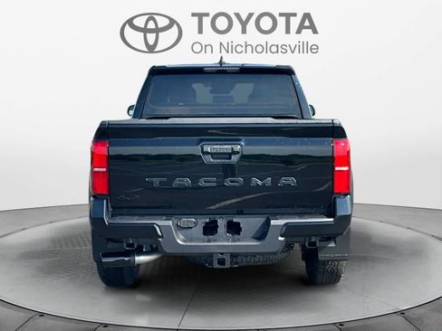 New 2026 Toyota Tacoma TRD Off-Road AWD/4WD image 4