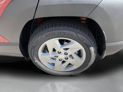 New 2026 Hyundai Kona SE image 26