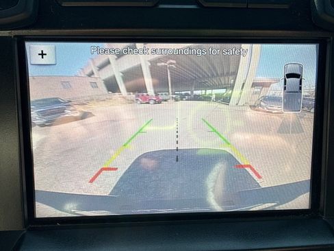 Used 2017 Ford F150 XLT w/ Equipment Group 302A Luxury image 32