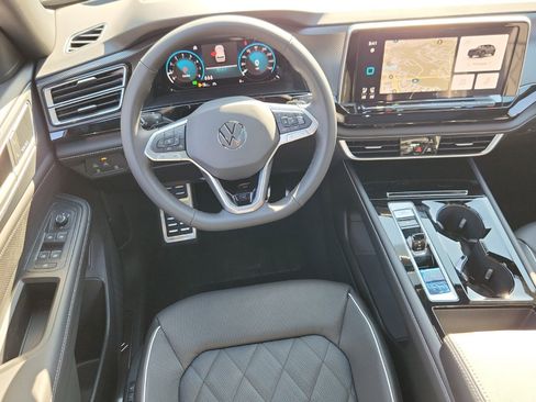 New 2026 Volkswagen Atlas Cross Sport SEL Premium R-Line image 10