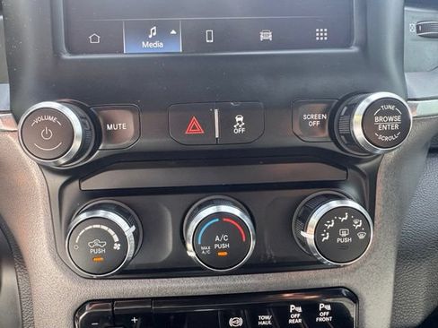Used 2024 RAM 2500 Big Horn w/ Off Road Package AWD/4WD image 13