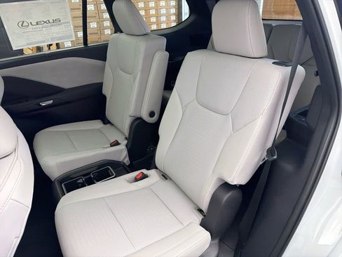 New 2026 Lexus TX 350 AWD image 17