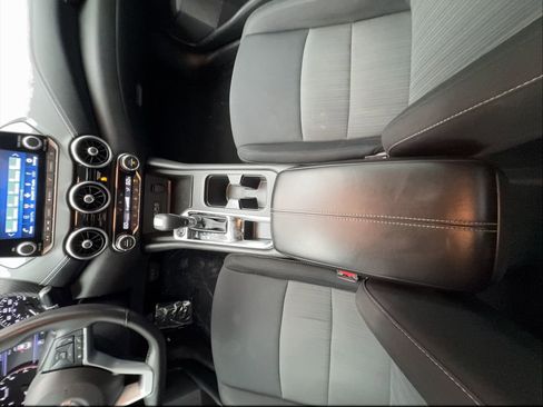 Used 2023 Nissan Sentra SV w/ All-Weather Package FWD image 34