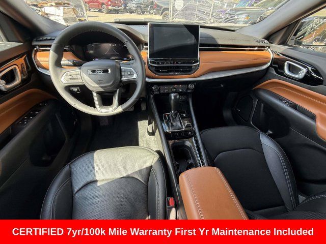 Used 2025 Jeep Compass Limited w/ Elite Group AWD/4WD image 12