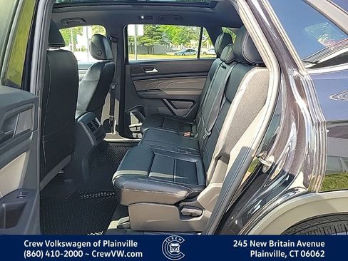 Certified 2023 Volkswagen Atlas Cross Sport SE w/ Panoramic Sunroof Package AWD/4WD image 14