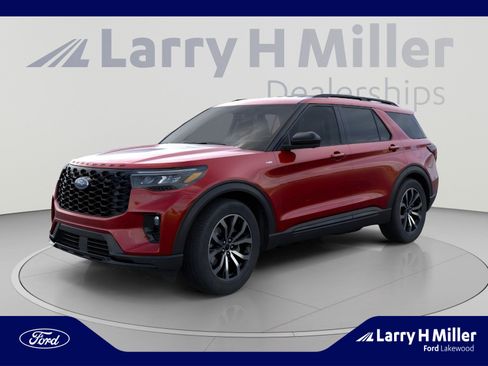 New 2026 Ford Explorer ST-Line AWD/4WD image 1