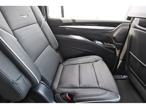 New 2026 Cadillac Escalade ESV Sport w/ Touring Package AWD/4WD image 11