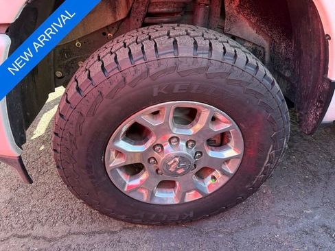 Used 2024 RAM 2500 Laramie AWD/4WD image 8