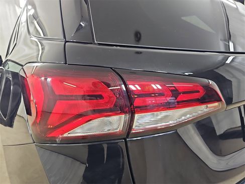 Certified 2023 Chevrolet Equinox LT image 42