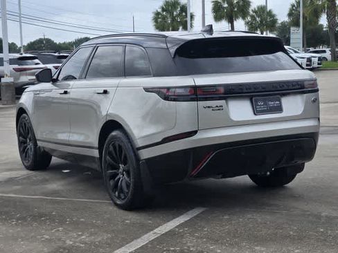 Used 2019 Land Rover Range Rover Velar R-Dynamic SE AWD/4WD image 4