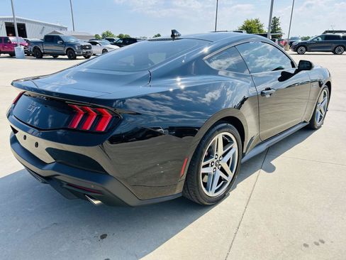 Used 2024 Ford Mustang GT Premium RWD image 35