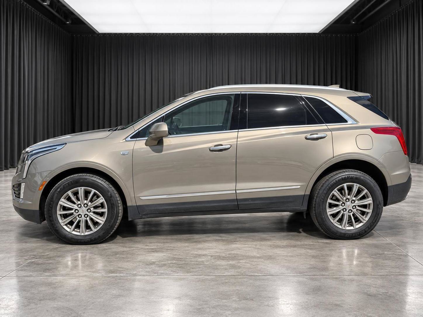 Used 2019 Cadillac XT5 Luxury AWD/4WD image 4